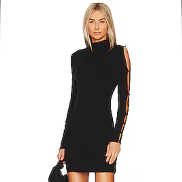 one grey day Dresses & Skirts - One Grey Day Ali Mini Dress in Black. SIZE SMALL